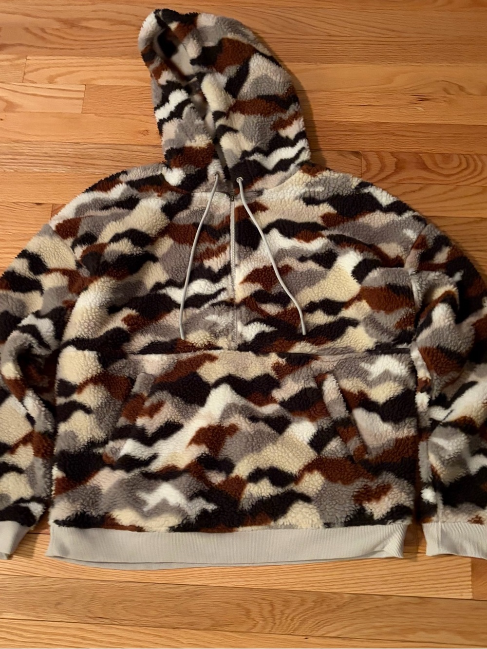 Eddie Bauer women’s Sherpa Crewneck Hoodie in Brown, Gray & Cream Camo